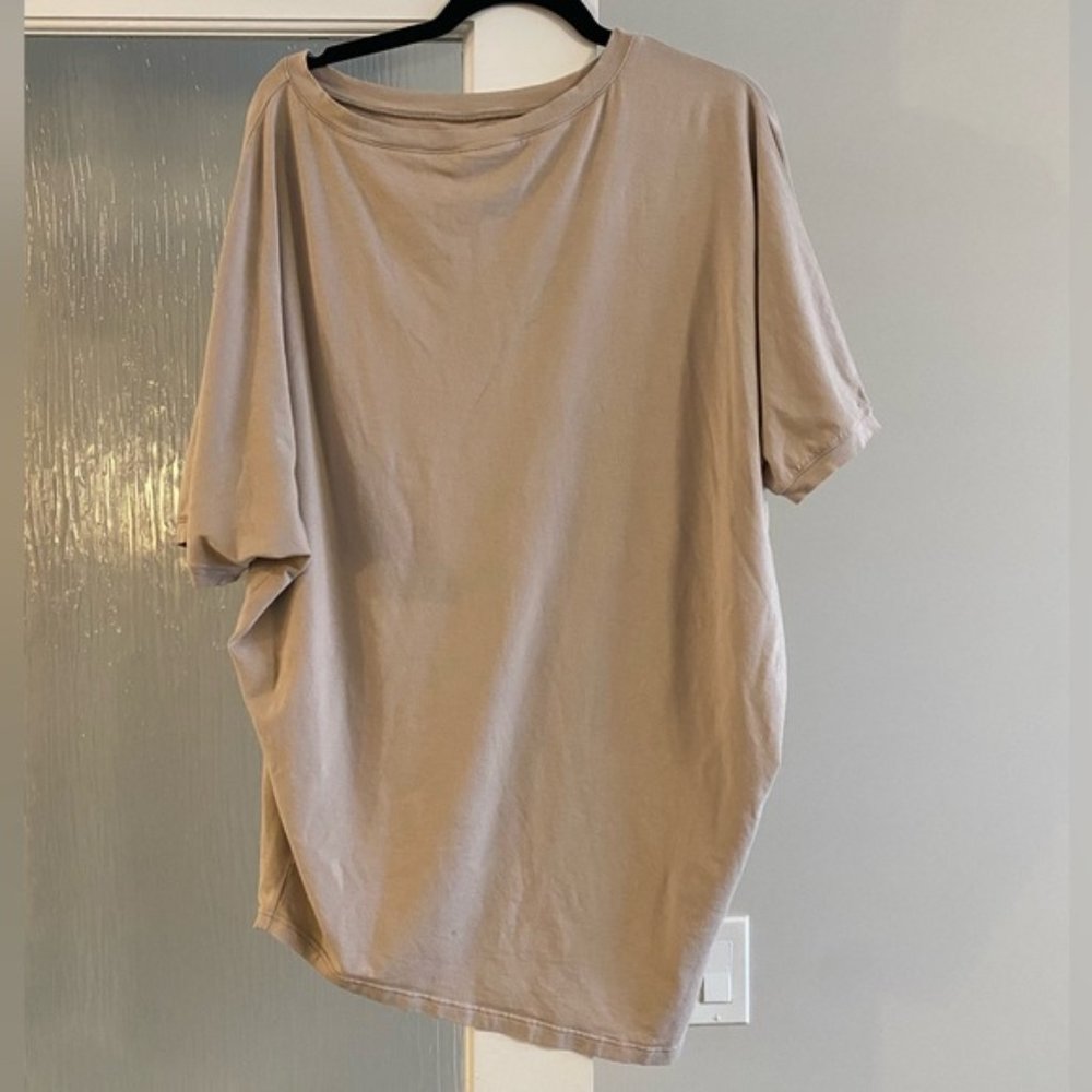 FREE PEOPLE BENNETT TOP AND SHORT SET